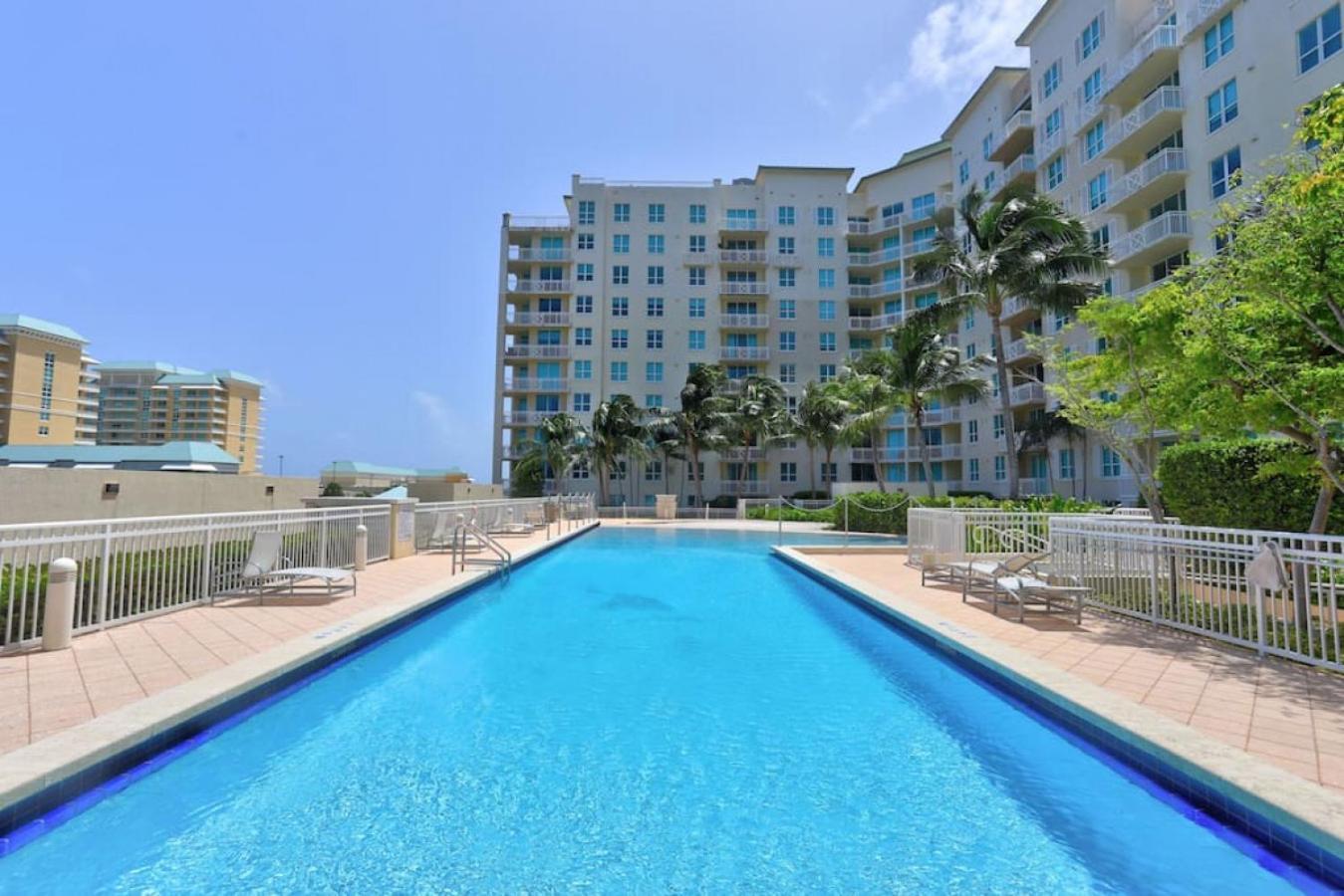 1Br Rooftop Pool-10 Min Walk To Beach 보인톤비치 외부 사진